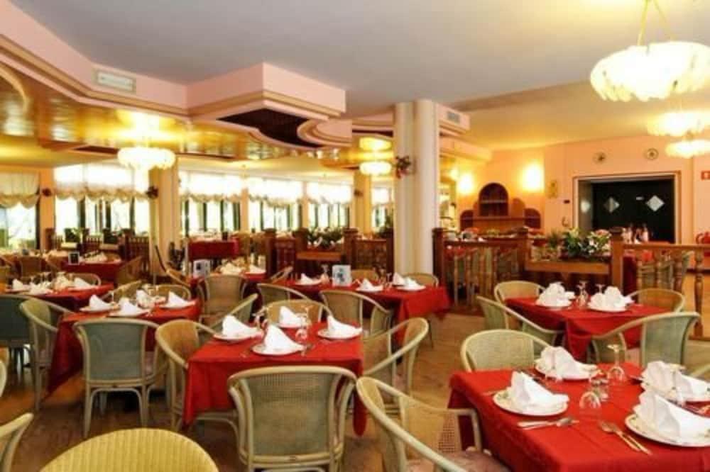 Park Hotel Oasi Garda  Exterior photo